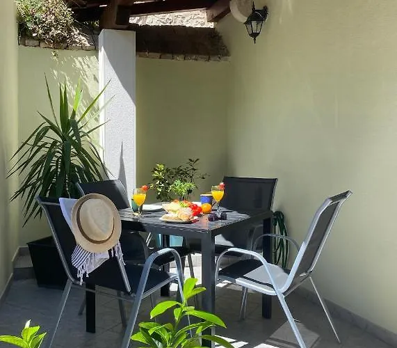 아파트 Mediterano - Center *