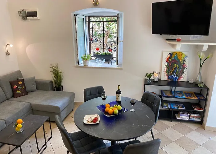 Mediterano - Center 아파트 스플리트