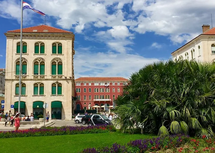 Mediterano - Center *