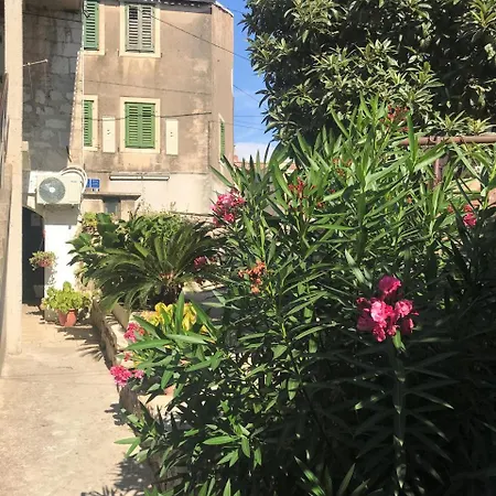 Mediterano - Center Σπλιτ